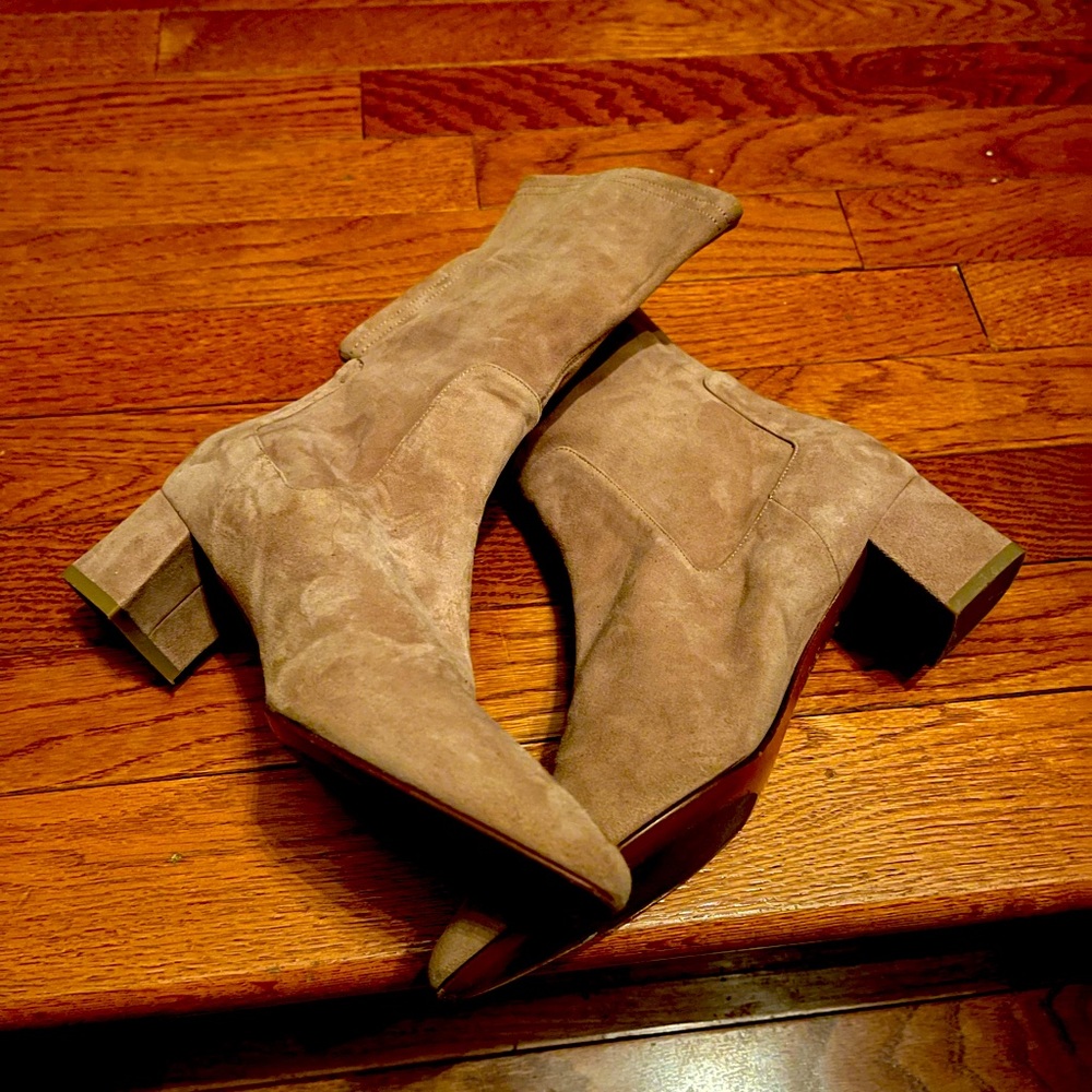 Aquatalia Beige Water-Resistant Stretch Sock Bootie “Dayana” Sz 8.5